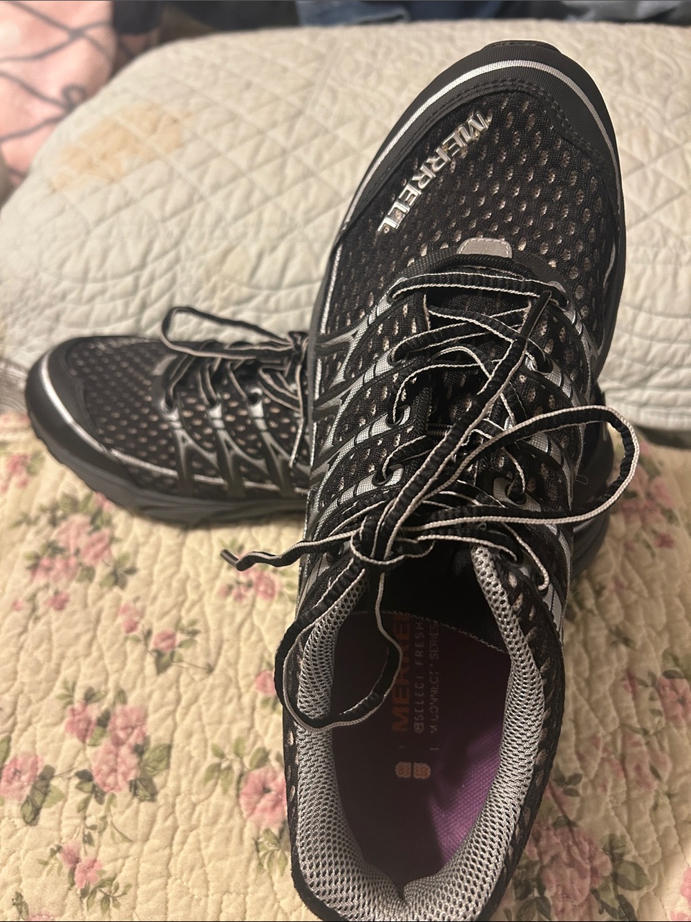 Merrell Women's Black and Gray Trail Running Shoes - Picture 5 of 5